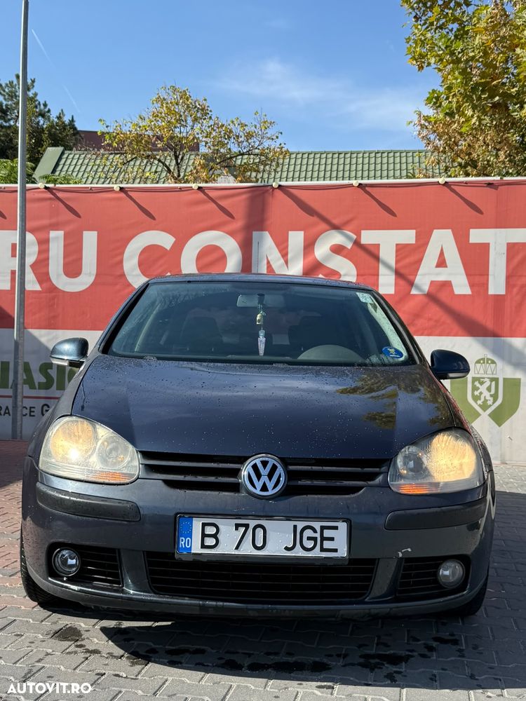 Volkswagen Golf - 2