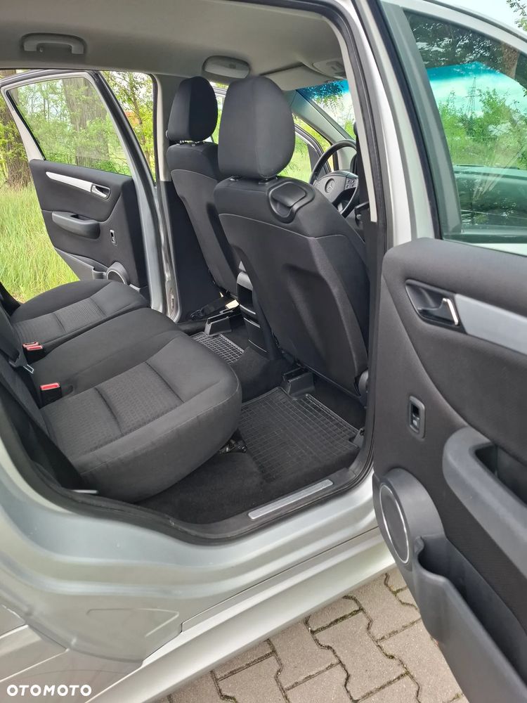 Mercedes-Benz Klasa B 180 CDI DPF Autotronic - 11