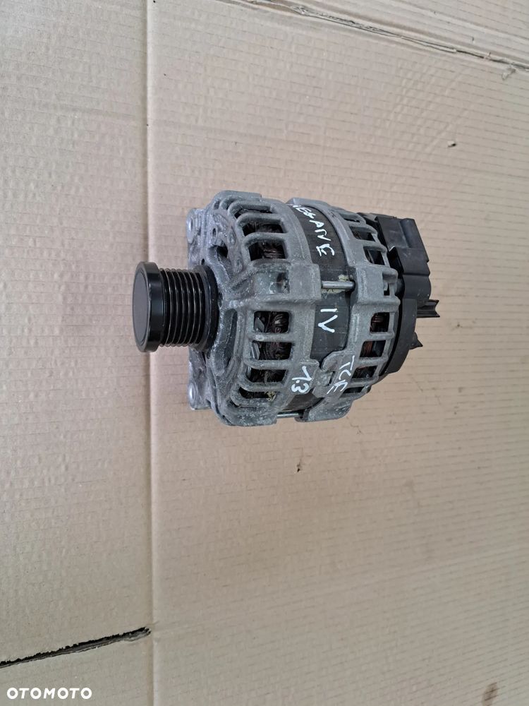 Renault Megane IV 1.3 tce alternator 23100-1993R Qashqai j12 Duster II Clio V - 1
