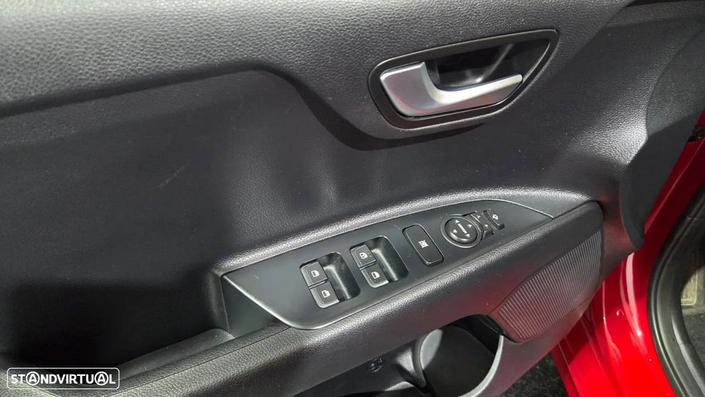 Kia Rio 1.0 T-GDi TX - 32