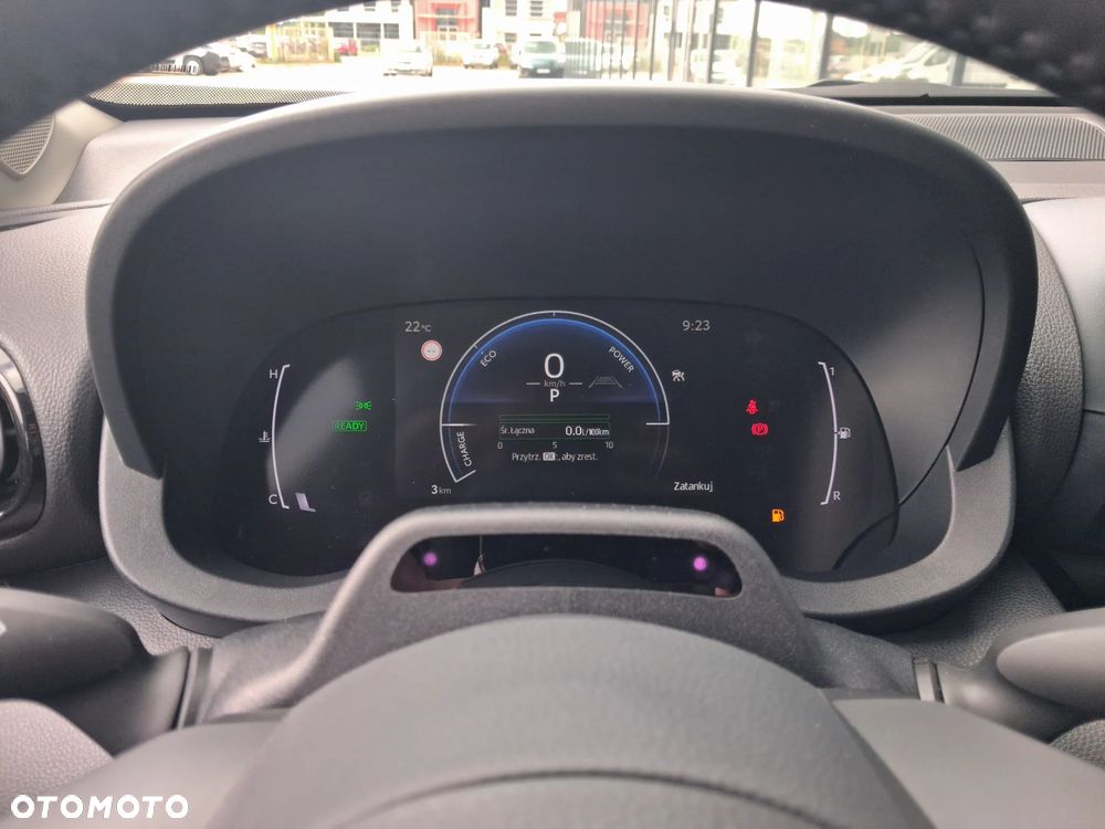Toyota Yaris Cross - 12