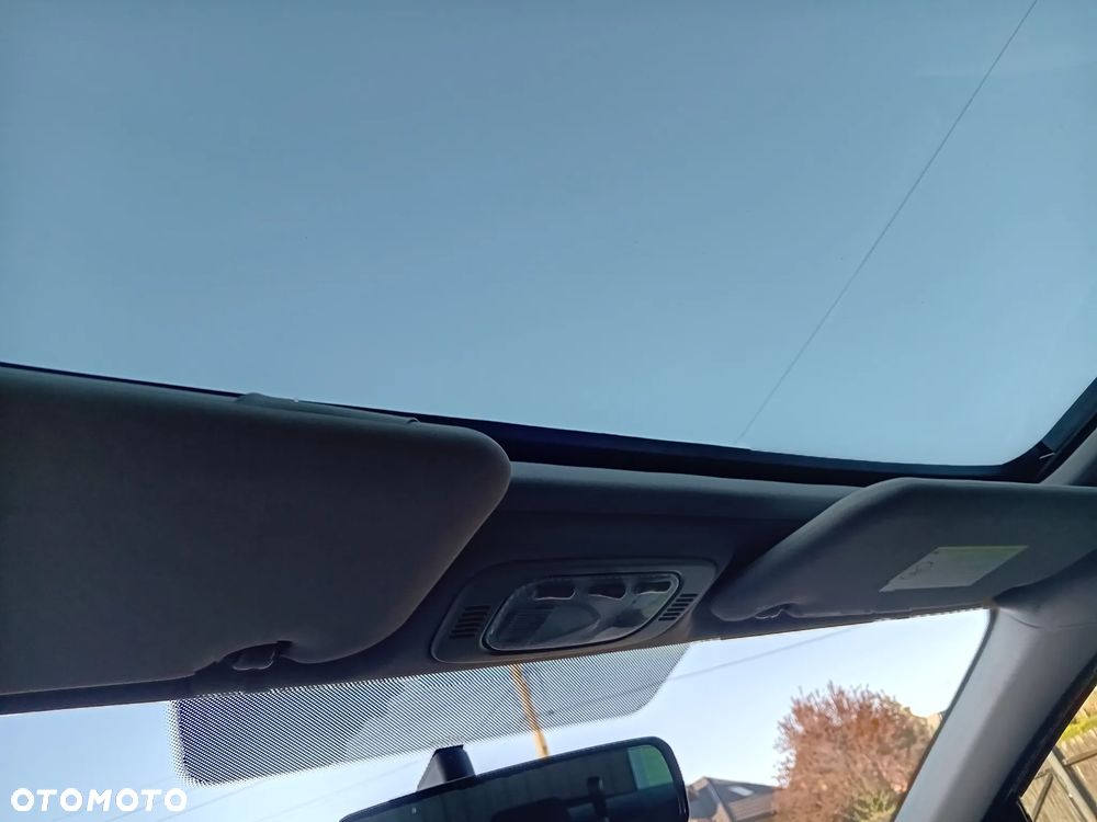 Peugeot 307 SW 110 OXYGO - 14