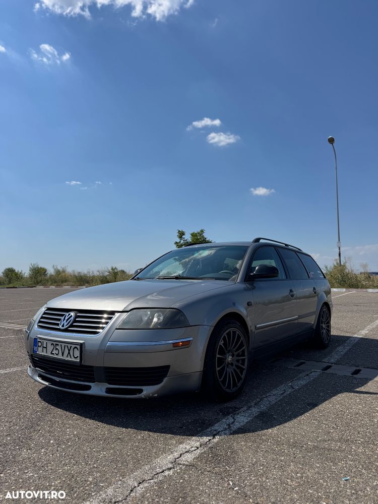 Volkswagen Passat 1.9TDI Highline - 1
