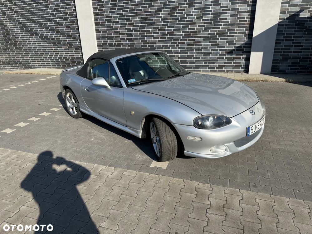 Mazda MX-5 1.9i 16V - 10