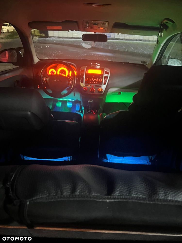 Kia Ceed - 5