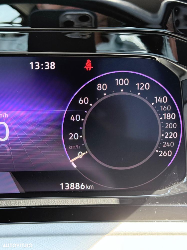 Volkswagen Golf 1.0 TSI Life - 9