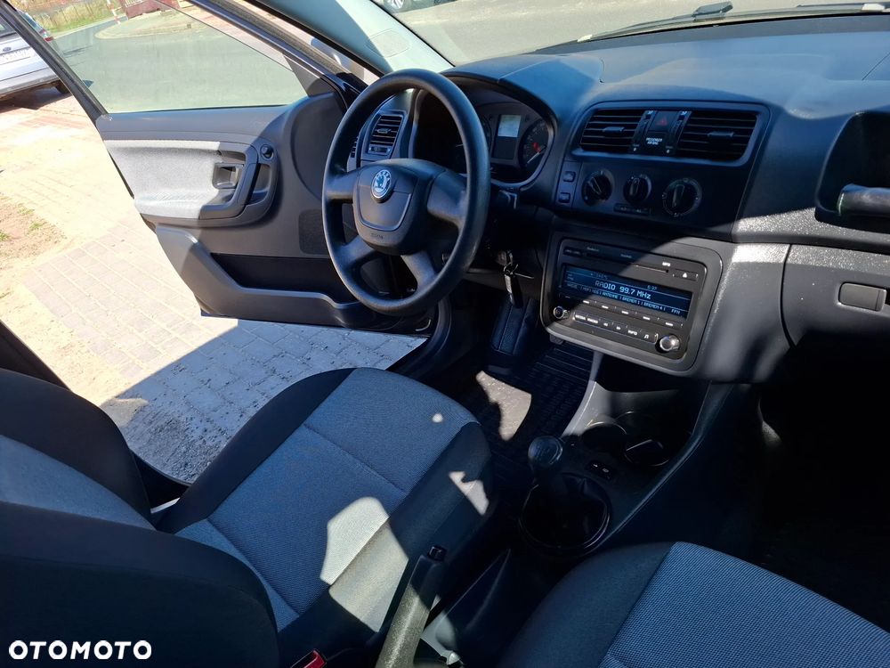 Skoda Fabia 1.2 HTP Active - 5