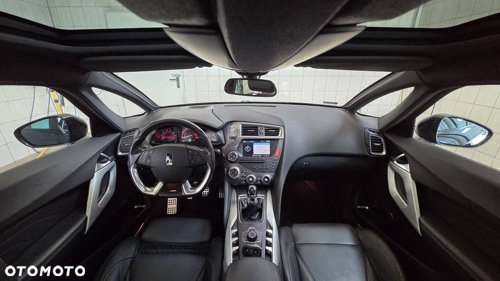 Citroën DS5 THP 200 SoChic - 14