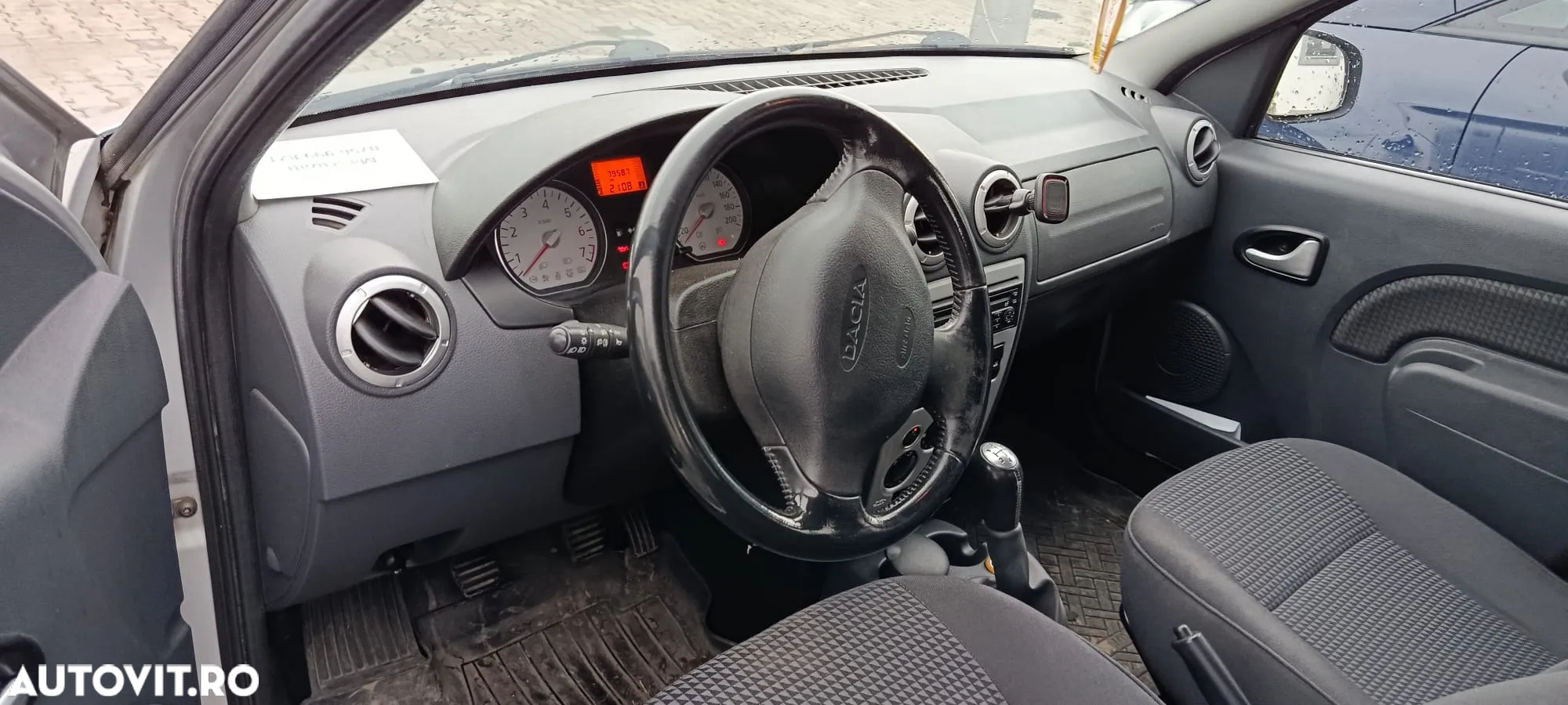 Dacia Logan MCV K90 1.6 16v Laureate - 10