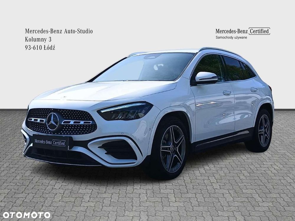 Mercedes-Benz GLA - 4