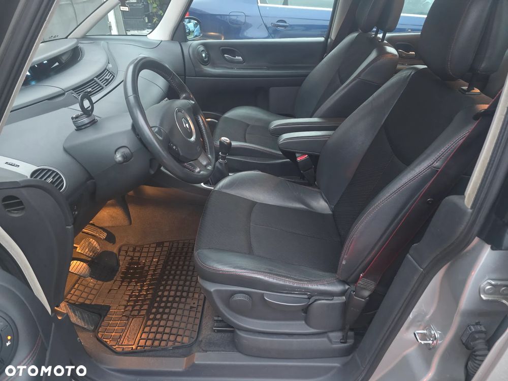 Renault Espace 2.0 Dynamique - 28