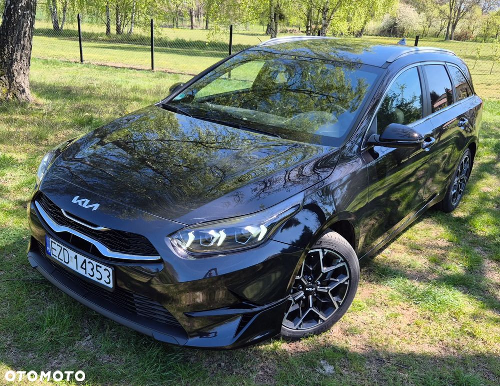 Kia Ceed - 16
