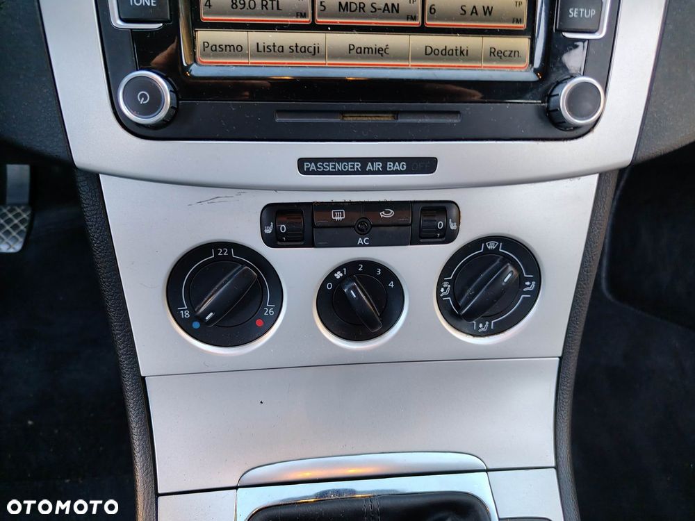 Volkswagen Passat 2.0 TSI Comfortline - 30