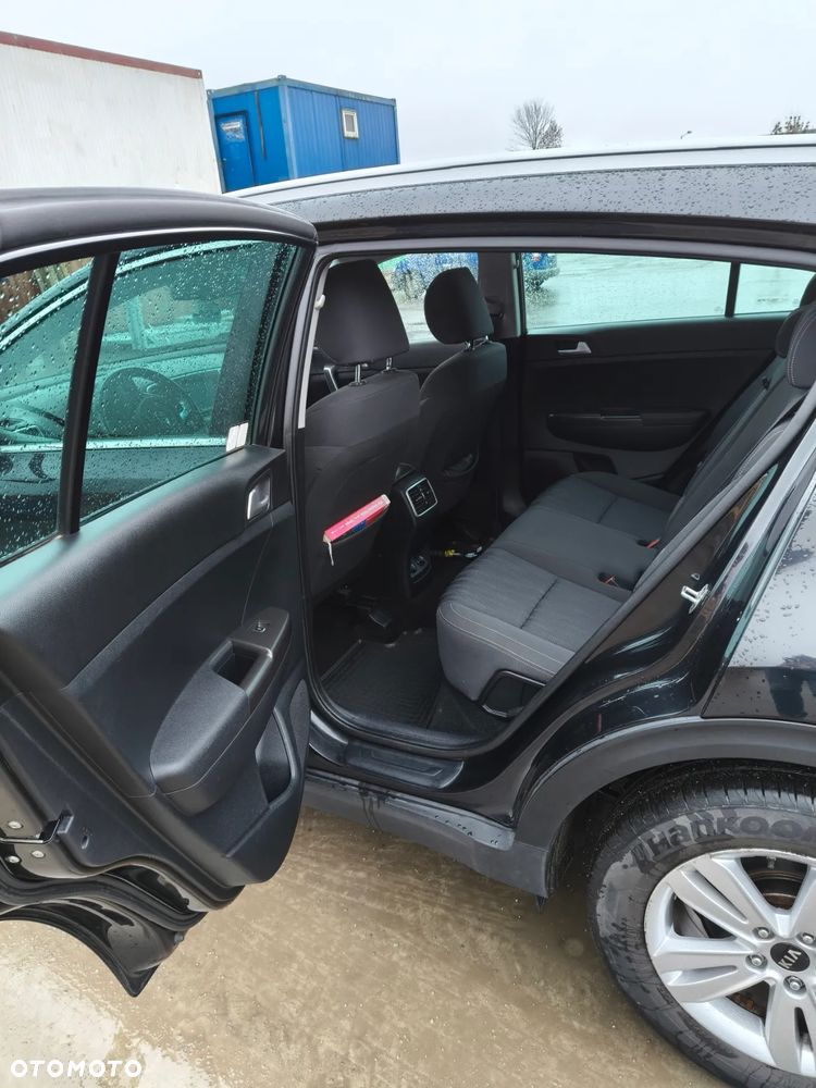 Kia Sportage - 16