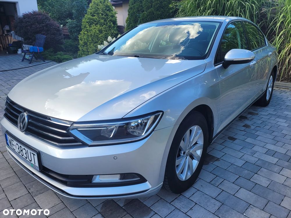 Volkswagen Passat 1.4 TSI BMT Comfortline - 24