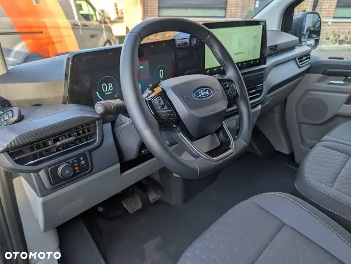 Ford Transit Custom Van L2 136KM Limited - 10