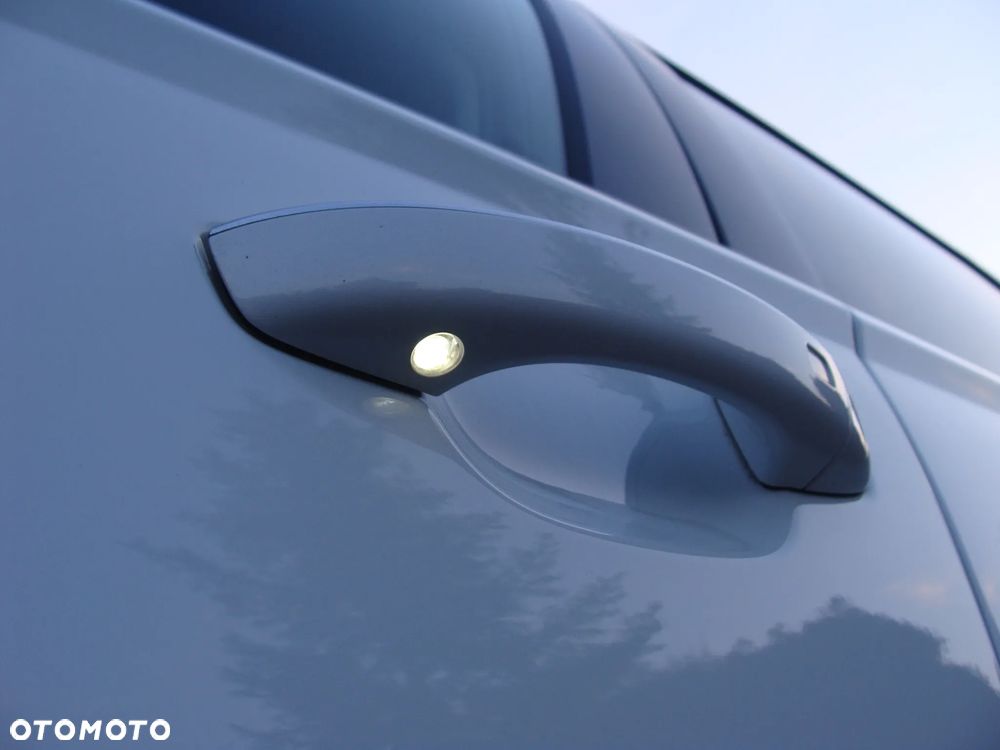 Audi A6 Avant 2.0 TDI ultra S tronic - 34
