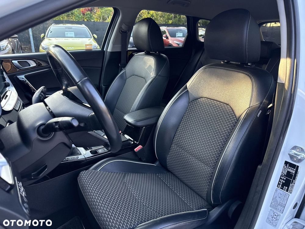 Kia Ceed 1.5 T-GDI L - 10