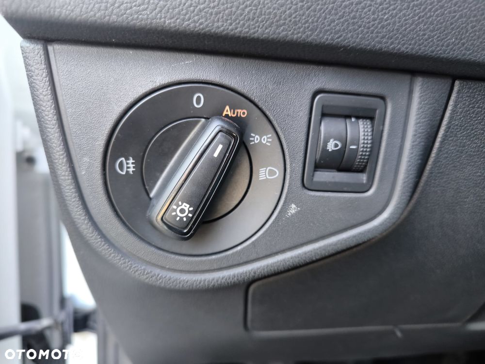 Volkswagen Polo - 15