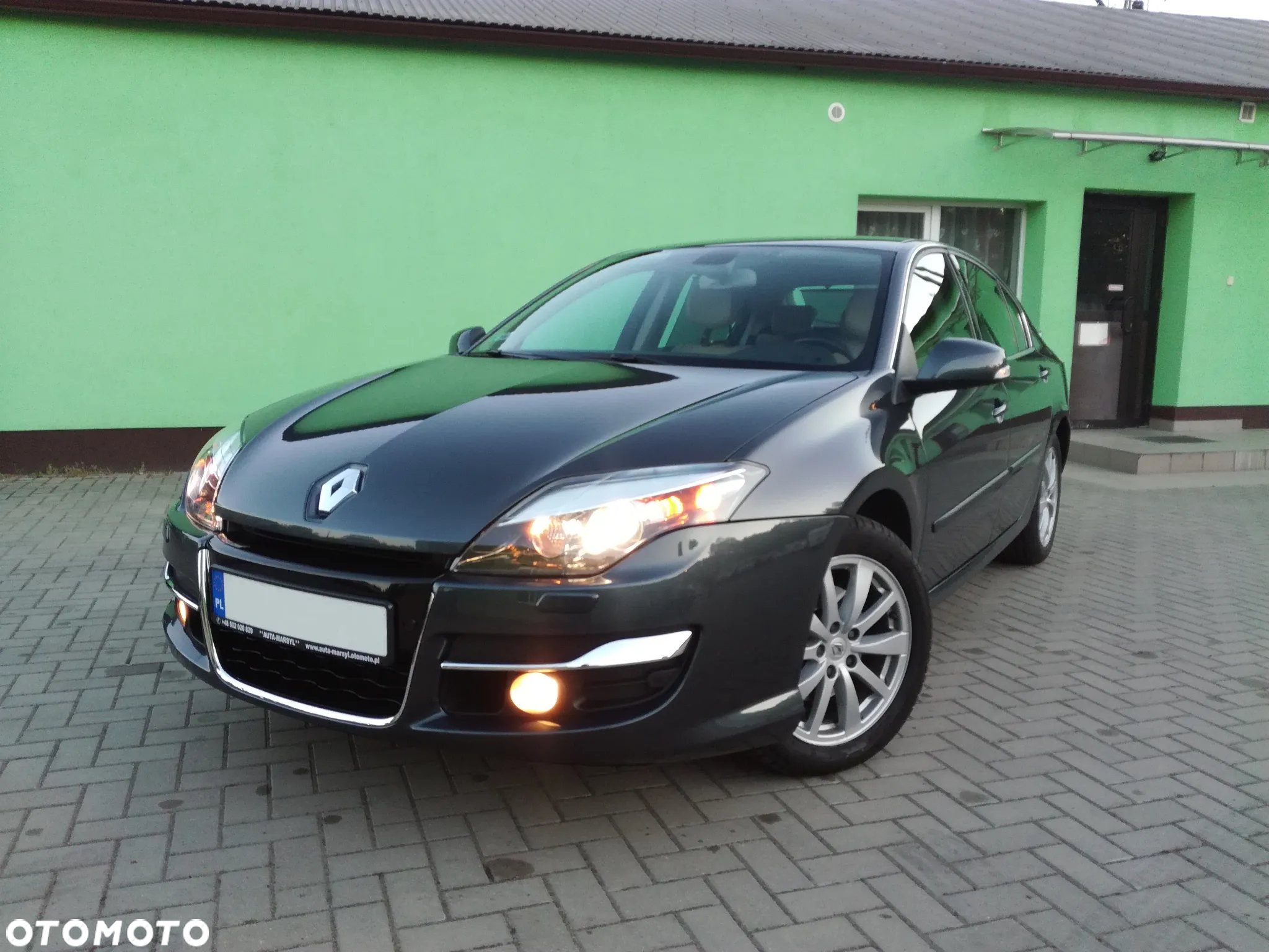 Renault Laguna 2.0 dCi Initiale - 6