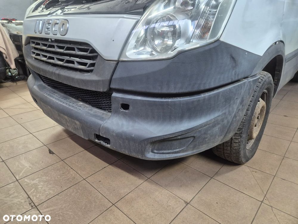 LISTWA LEWA POD LAMPĘ IVECO DAILY III IV LIFT  11-14r. - 5