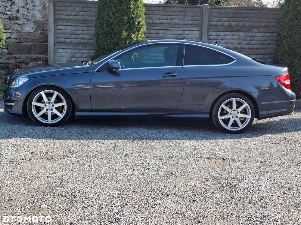 Mercedes-Benz Klasa C 250 CDI 7G-TRONIC Edition - 13