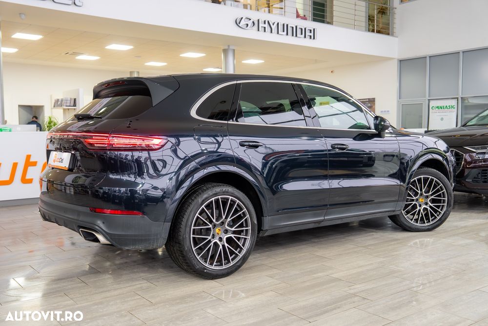 Porsche Cayenne Tiptronic S - 11