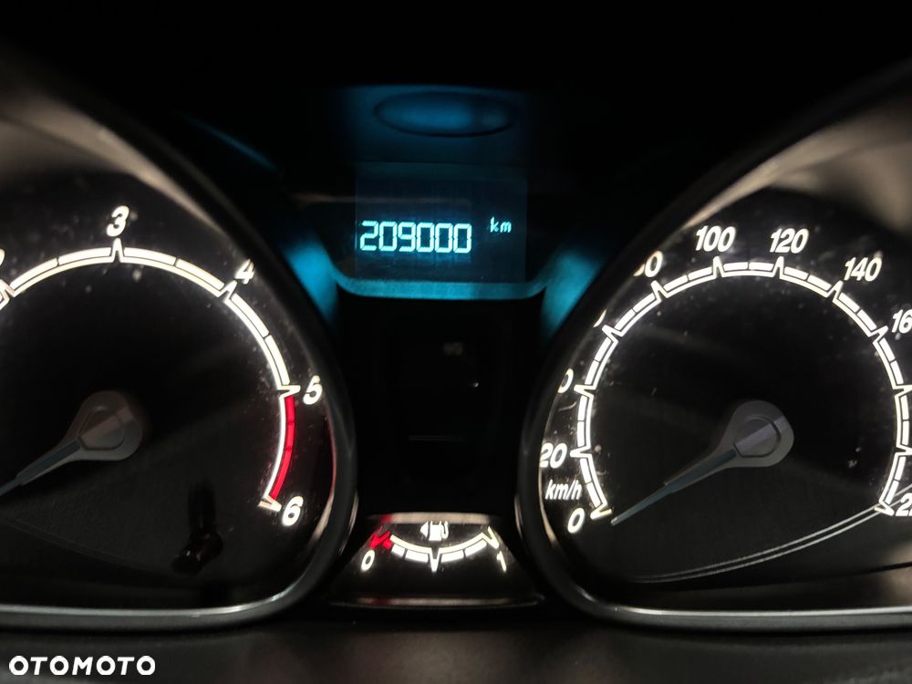Ford Fiesta - 21