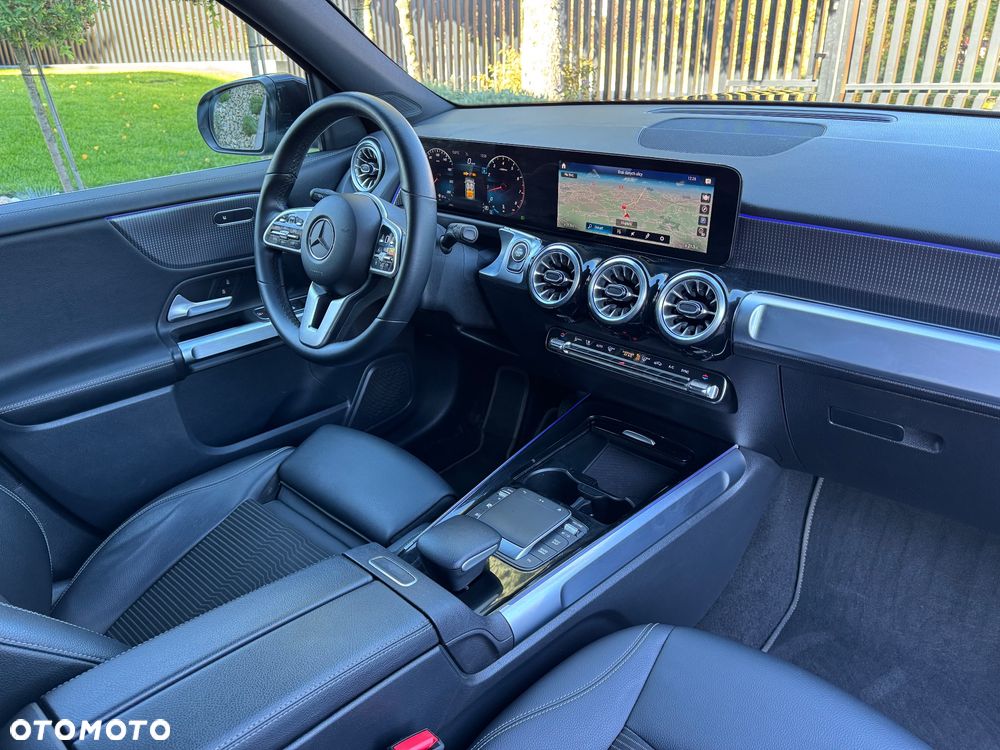 Mercedes-Benz GLB 2022