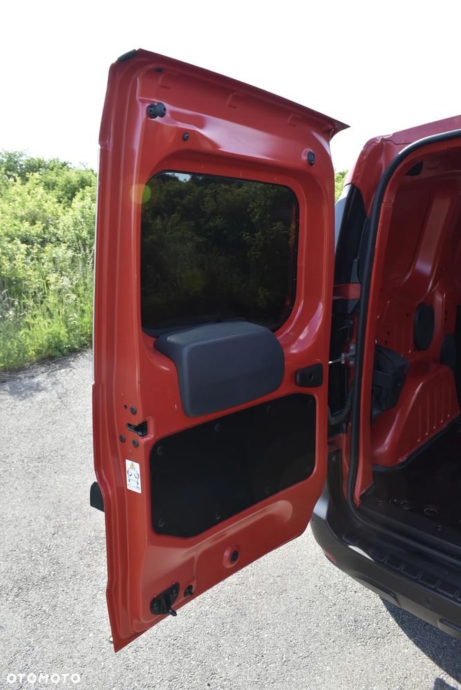 Renault EXPRESS - 13