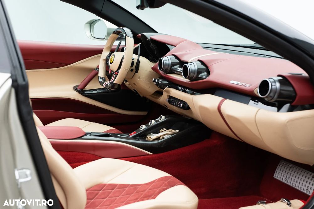 Ferrari 812 - 10