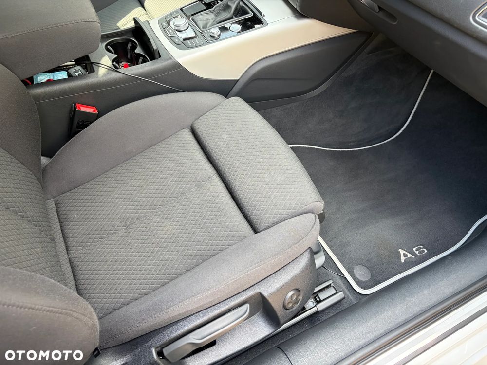 Audi A6 Avant 2.0 TDI Ultra S tronic - 14