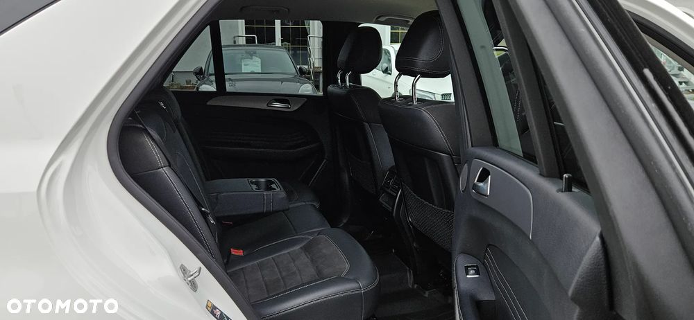 Mercedes-Benz ML 250 BlueTec 4-Matic - 17