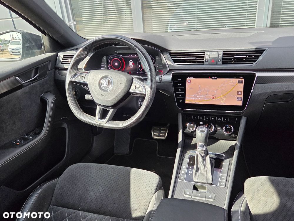 Skoda Superb 2.0 TDI SCR 4x4 Sportline DSG - 34