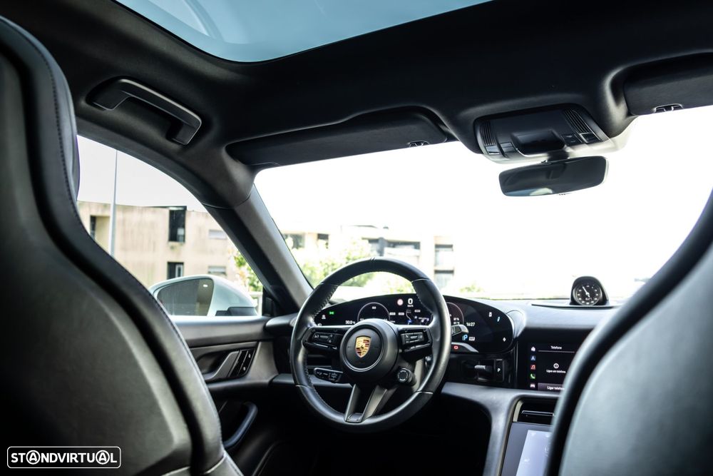 Porsche Taycan Bateria Performance Plus - 26