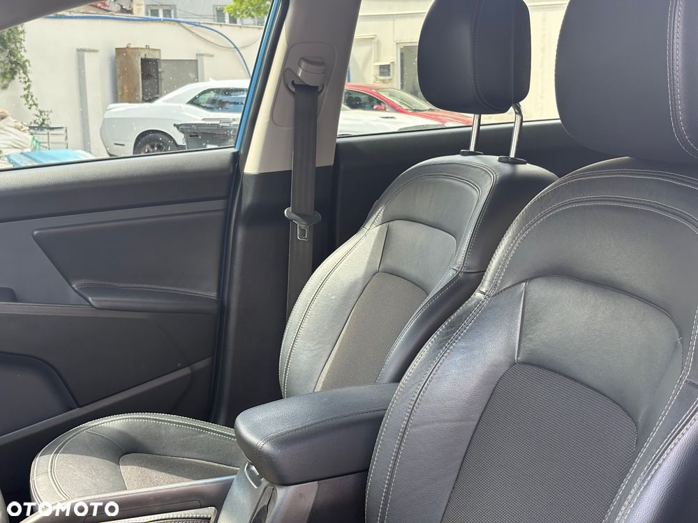 Kia Sportage 2.0 CRDI 2WD Spirit - 16
