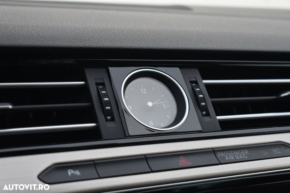 Volkswagen Passat 2.0 TDI DSG (BlueMotion Technology) Highline - 29