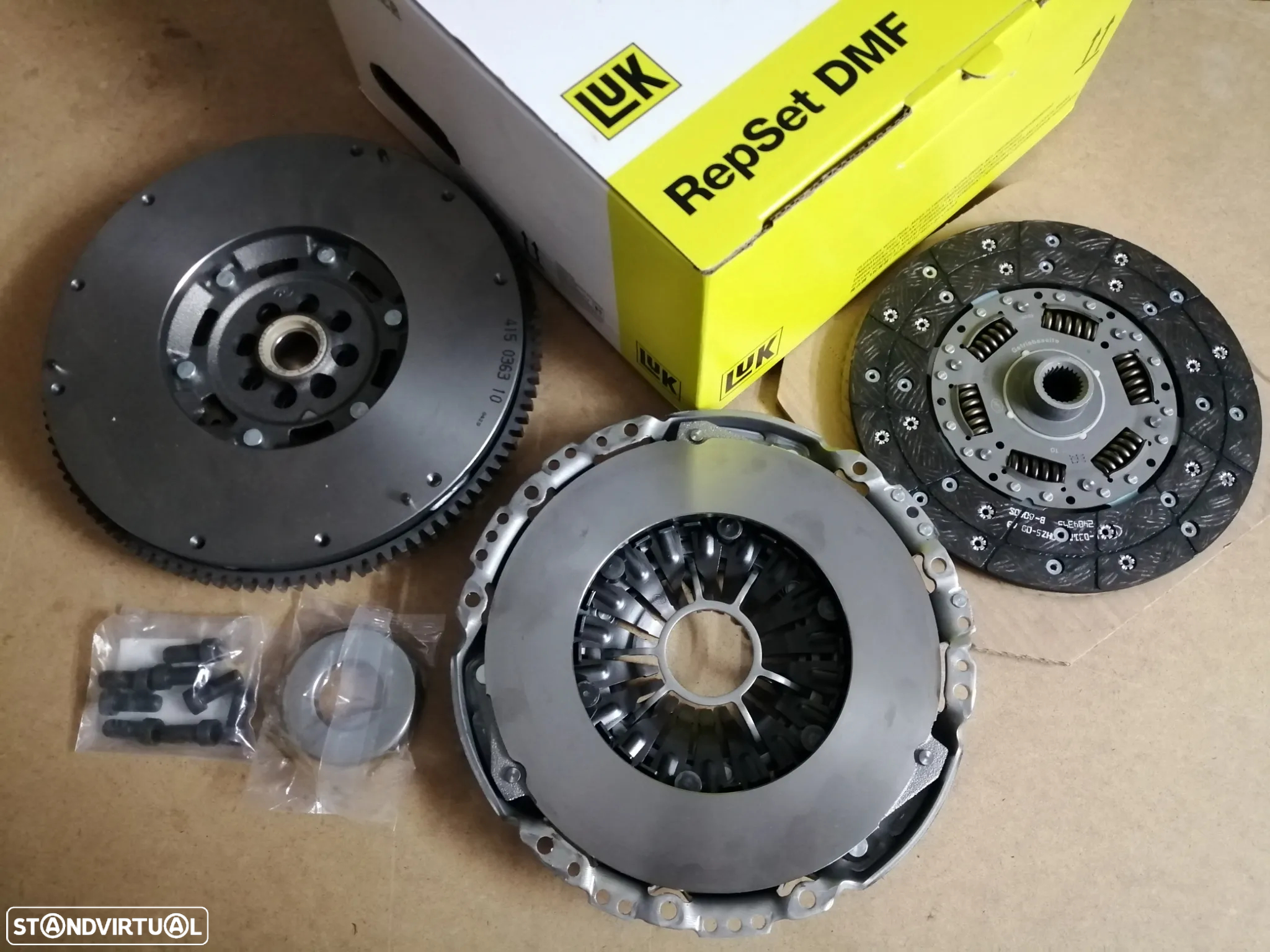 Kit de Embraiagem - Nissan Navarra D40 e Pathfinder III  YD25  2.5 dCi - 2