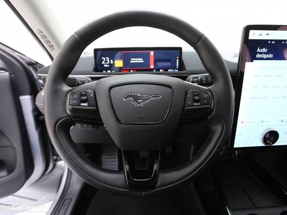 Ford Mustang Mach-E Alargada - 16