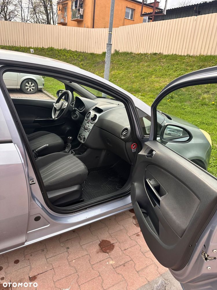Opel Corsa 1.2 16V - 15