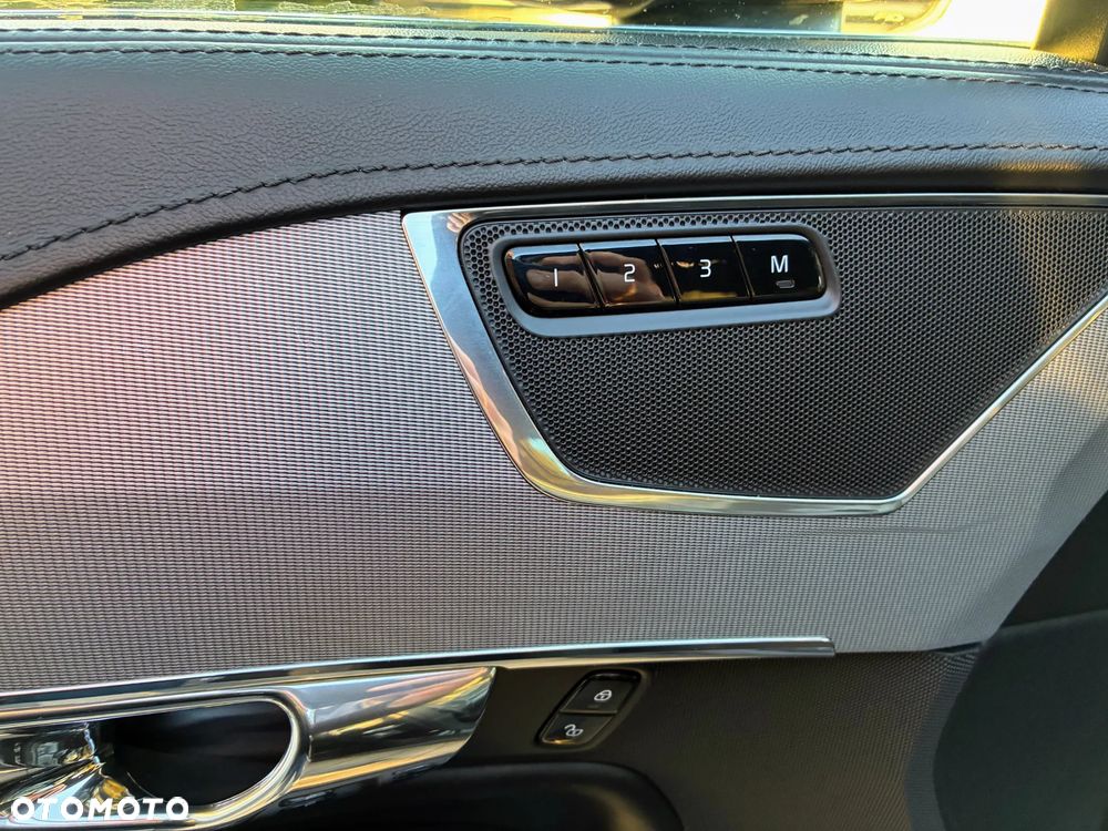 Volvo XC 90 D5 AWD Inscription 7os - 24