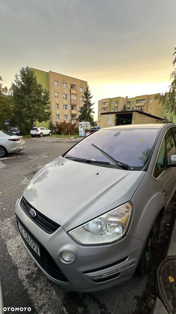 Ford S-Max 2.0 TDCi DPF Titanium - 13