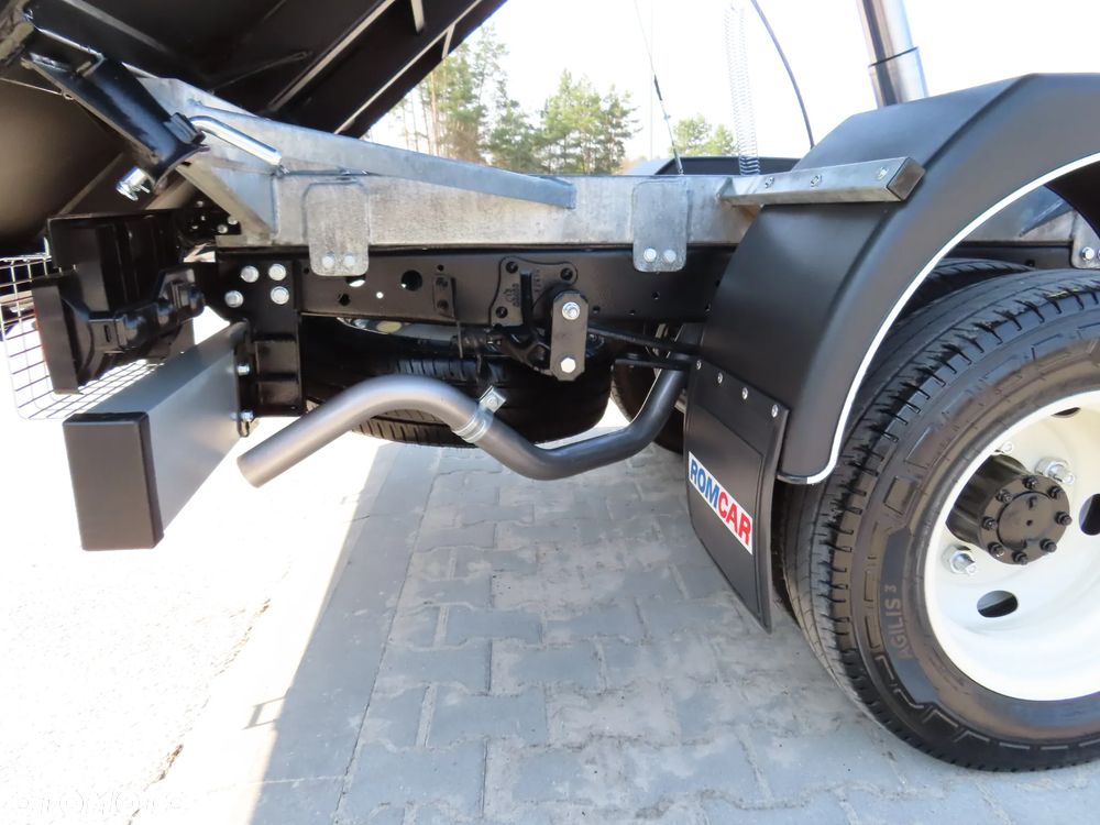 Isuzu M27 Final Edition 3.0 L 150 KM Wywrotka Kiper Wywrot x 3 Str. 3658 mm Długi WYSOKIE BURTY 600 MM Renomowanej Firmy RomCar HAK 3500 Kg 20 Tys Km Przeb. Rozstaw Osi 2750 mm WZMACNIANY GWARANCJA FABRYCZNA Stan Auta JAK NOWY GOTOWY DOSTĘPNY POLECAM - 13