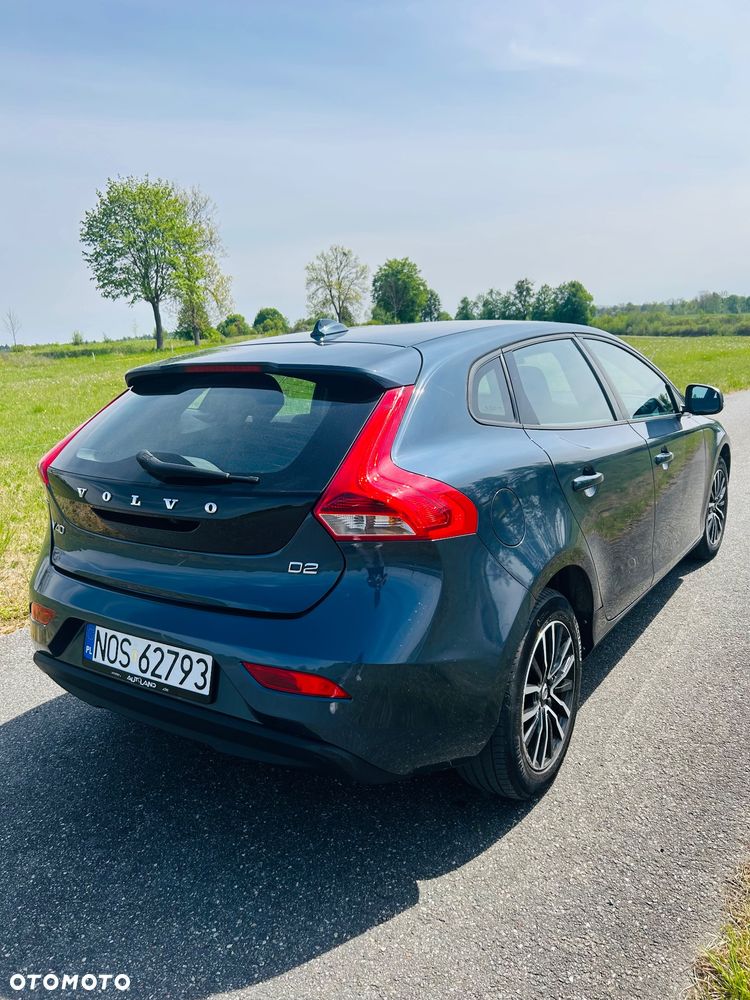 Volvo V40 D2 - 4