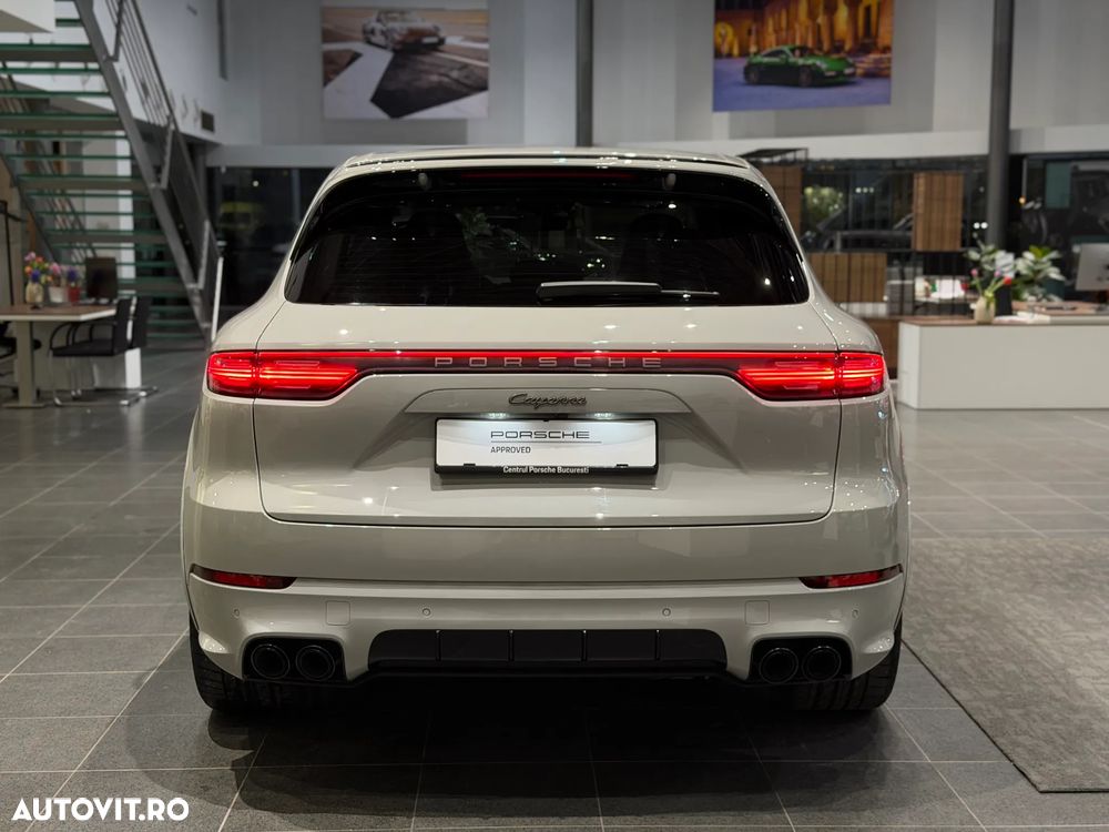 Porsche Cayenne - 11