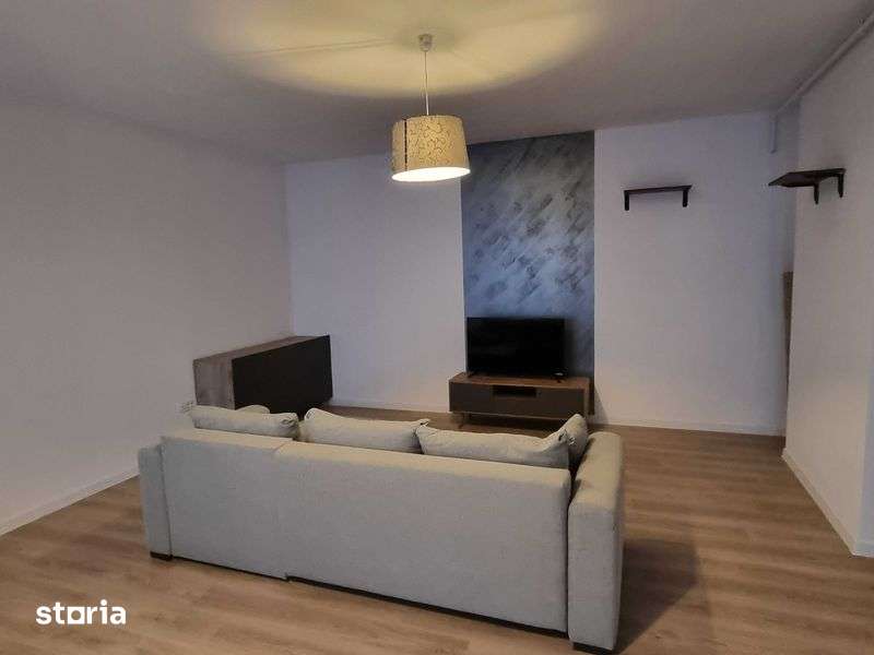 Apartament cu 3 camere, zona Soarelui - Girocului, parcare proprie — fotografia 2