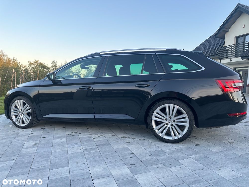 Skoda Superb 2.0 TDI 4x4 Style DSG - 11