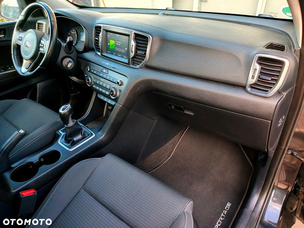 Kia Sportage 1.6 GDI 2WD VISION - 29