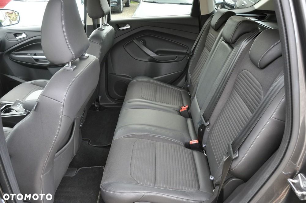 Ford Kuga 1.5 EcoBoost 4x4 Titanium - 10