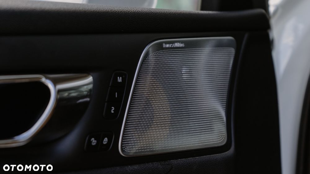 Volvo V60 D4 AWD - 12